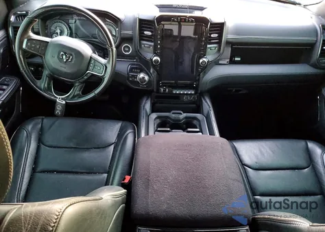 2022 Ram 1500 Limited z USA, uszkodzony, nr VIN 1C6SRFHT6NN151748